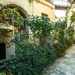 Hotel Hidden Cave 3*