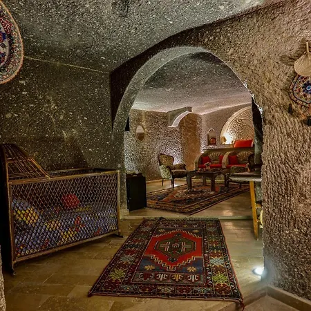 Hidden Cave Hotel 3*