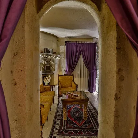 Hotel Hidden Cave