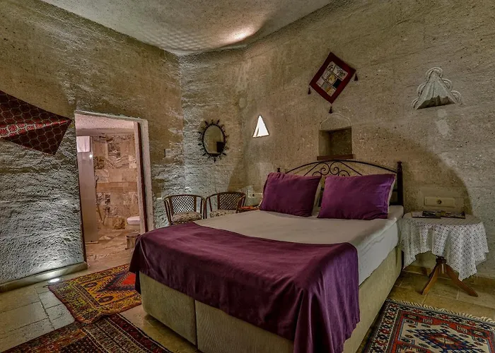 Hotel Hidden Cave 3*