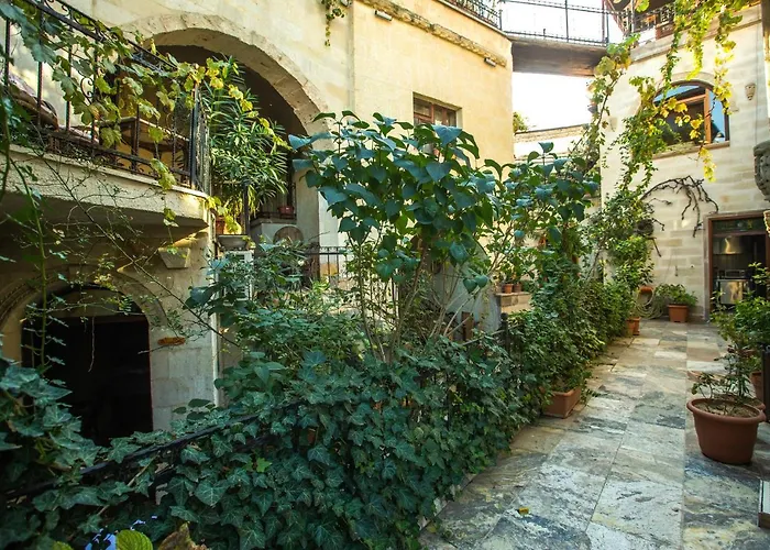 Hotel Hidden Cave 3*